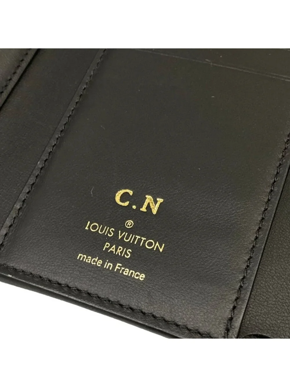 Louis Vuitton category trifold